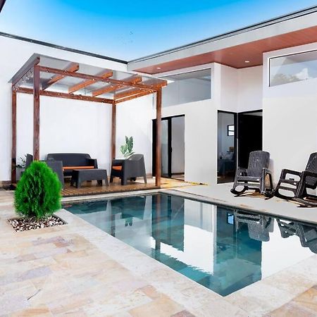 Вілла Casa Coral - Great Location - High Speed Internet Увіта Екстер'єр фото